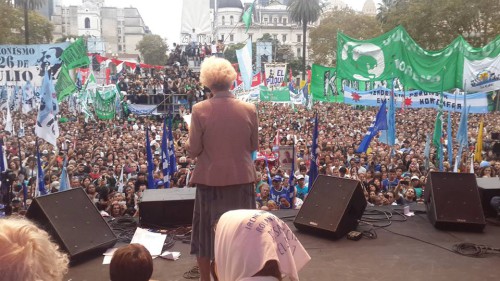 24 DE MARZO ESTELA CARLOTTO